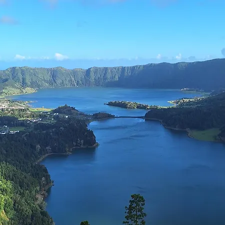 A Caminho Da Ilha Ponta Delgada (Sao Miguel)