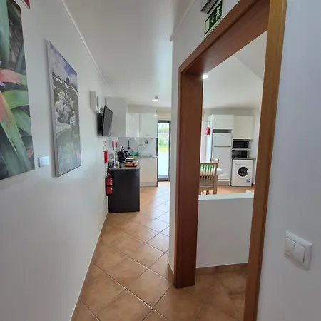 A Caminho Da Ilha * Ponta Delgada