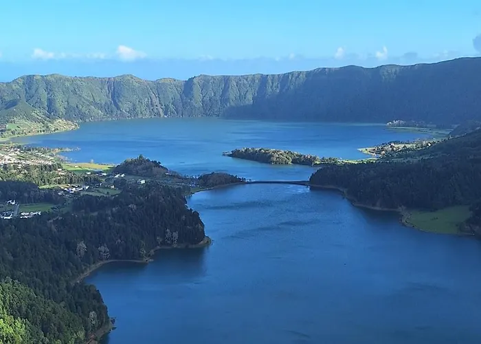 A Caminho Da Ilha 蓬塔德尔加达