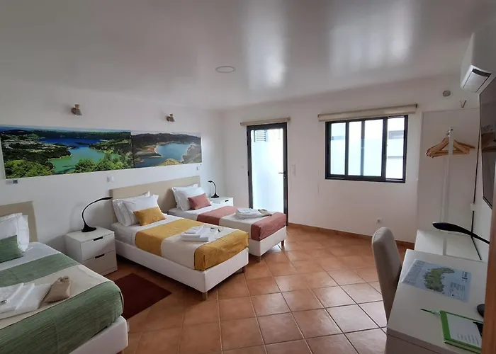 公寓 A Caminho Da Ilha 蓬塔德尔加达